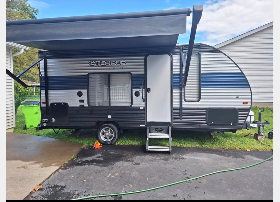 Travel Trailer rentals in Brooklyn