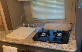 "Suite Pod" 16 Forest River Rpod Sleeps 2