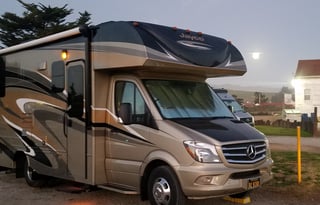 2017 Mercedes Benz Jayco Melbourne 24K