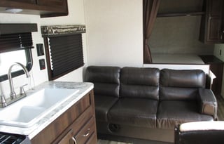 2018 AirBnB on Wheels Jayco JayFlight Bunkhouse