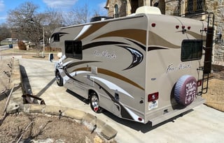 Chuck and Tammy’s 2013 Four Winds 22E