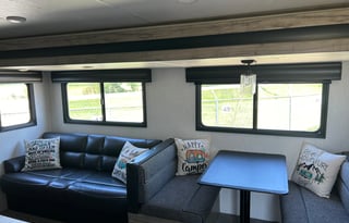 Scott & Shannon’s Cozy Camper
