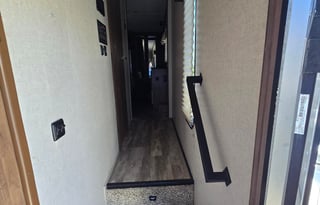 Host Holiday Guests at Your Home - Will Drop Off