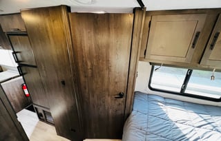 2023 Coachmen Leprechaun