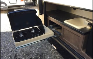 2017 Surveyor by Forest River