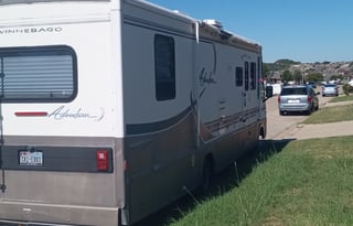 1997 Winnebago Adventurer 34W