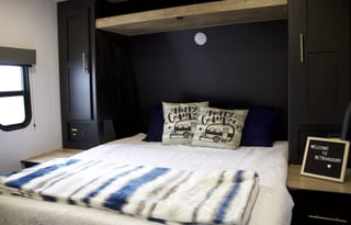 Retroasis Roadside Retreat: Your Adventure Awaits!