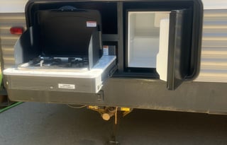 Camper For Rent – Sleeps 7 Comfortably!