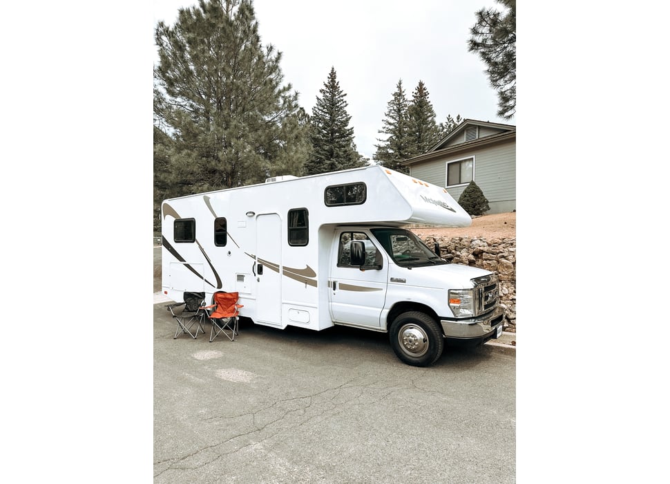 Class C Motor Home rentals in Syracuse