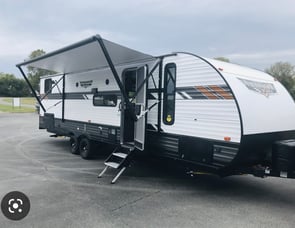 Forest River RV Wildwood X-Lite 273QBXL