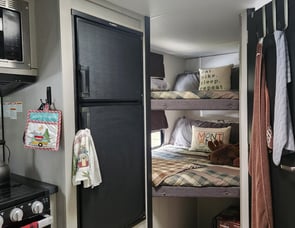 Prime Time RV Tracer 24DBS