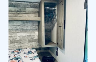 "LIGHTWEIGHT" 2021 Keystone Springdale Mini 1800BH