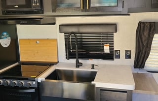 2022 Easy-Set-Up and Family Friendly Grey Wolf