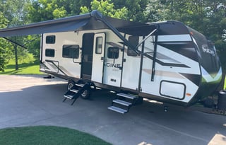 BRAND NEW Grand Design Imagine 25DBE Luxury RV