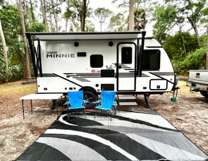 Winnebago Micro Winnie 1700BH