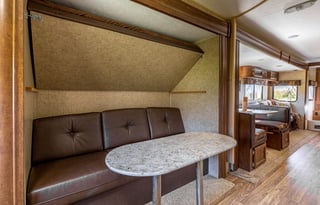 2016 Venture RV SportTrek 320VIK