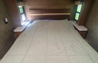 Thor Motor Coach A.C.E. 30' Class A Motorhome