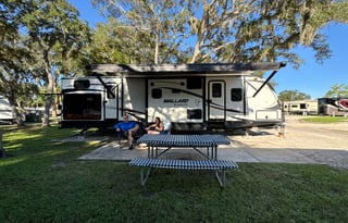 Ozzie’s Family  Camper Rental!