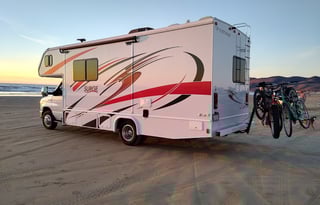 2018 Fleetwood RV Surge 25G