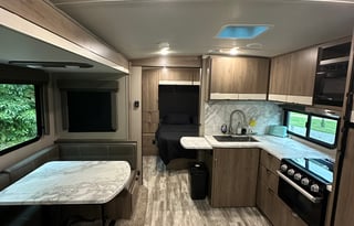 2021 Grand Design Imagine 2800BH