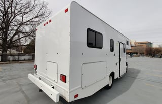 Clean and Cozy 2017 Thor Majestic