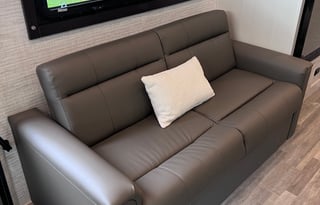 'TIMMY' 2024 JAYCO Bunkhouse Family RV Rental