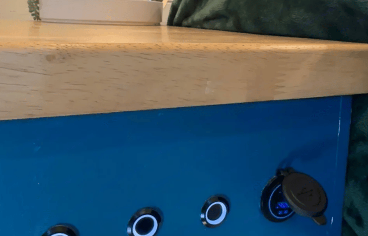 Water pump, overhead lighting + party lights
