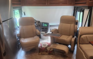 2019 Winnebago Forza 38W