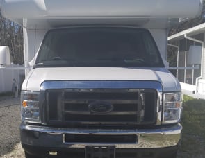 Thor Motor Coach Chateau 22E