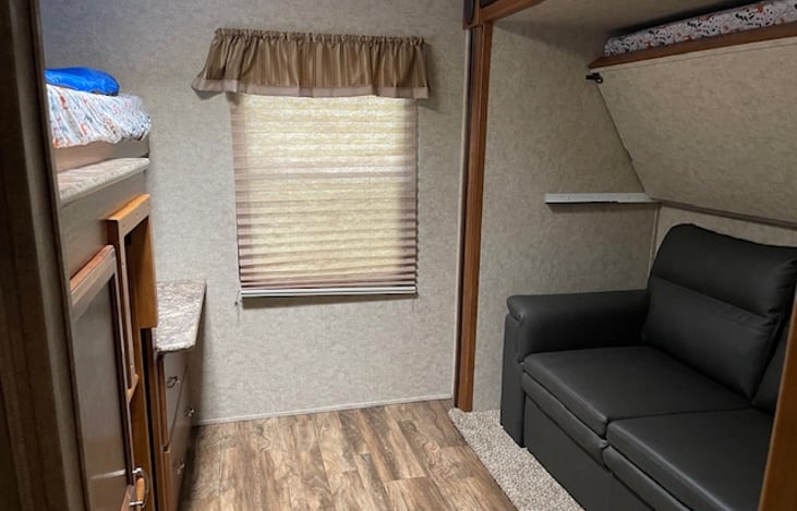 2 Back bunk beds and a pull out couch