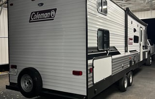 2022 Dutchmen RV Coleman Lantern Series 295QB