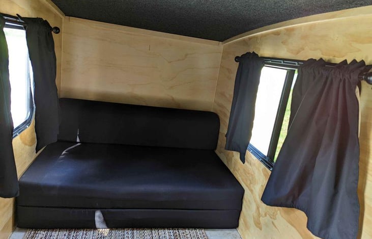 Couch folds out into bed or sit and reaad a book OUT of the weather with Ice COLD AC