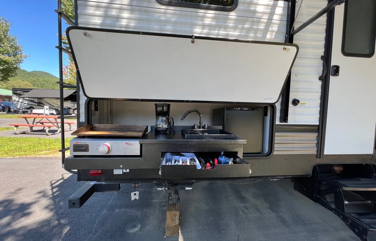 Stocked outdoor kitchen