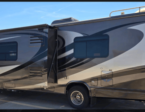 Phoenix USA Phoenix Cruiser 2700