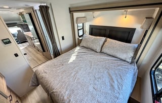 S-13 Luxury Medium Class C - Sunseeker 3010