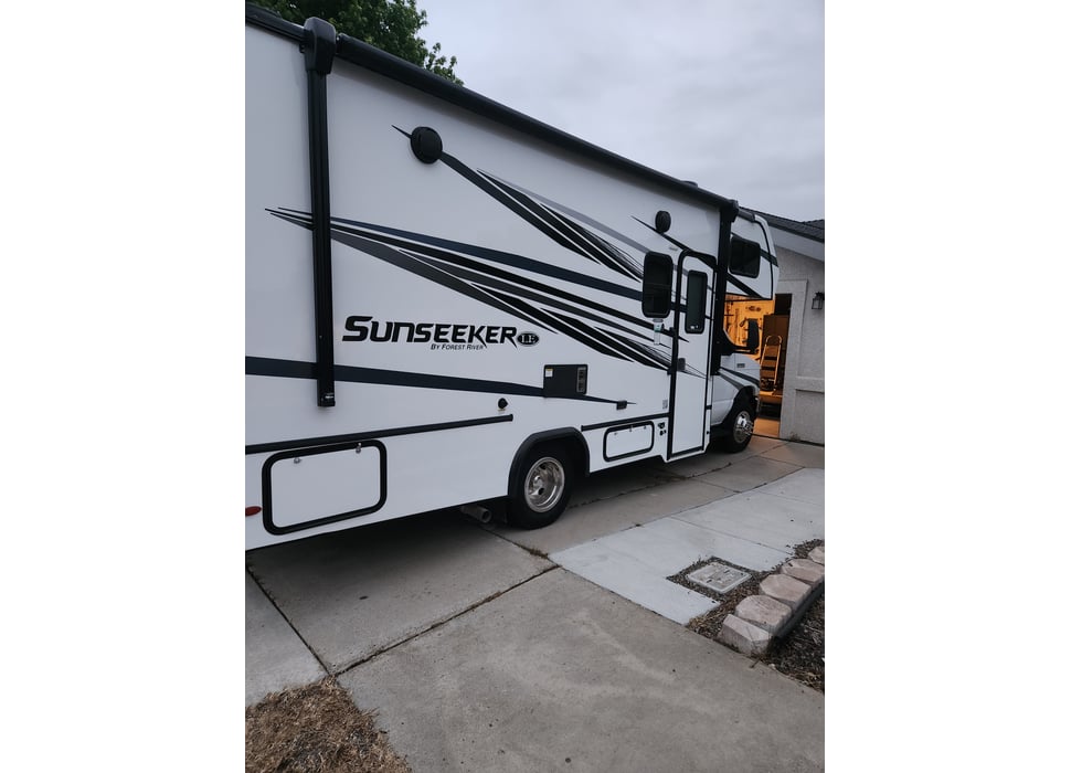 Class C Motor Home rentals in ARROYO GRANDE
