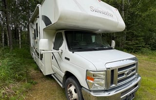 Family Adventure Mobile 2010 Ford Sunseeker