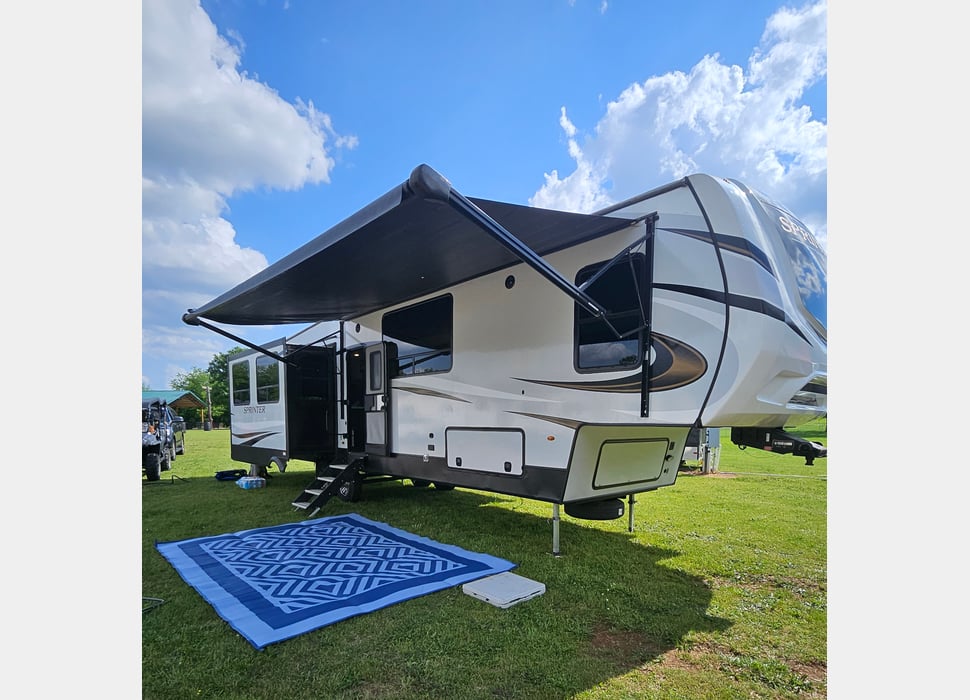 Fifth Wheel rentals in Blairsville