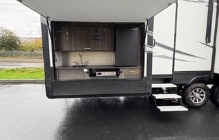 The Cozy Ridge Retreat