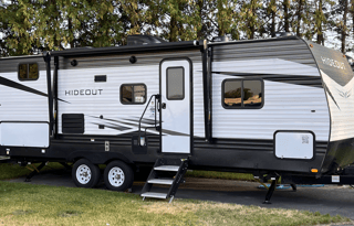 2021 Keystone Hideout Bunkhouse Sleeps 7-8