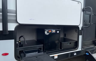 2022 Jayco 30ft Bunk house  (Delta Diva)