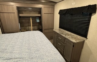 2023 CrossRoads RV Sunset Trail SS309RK