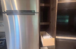 2019 Luxury Motor Coach w/ Washer / Dryer