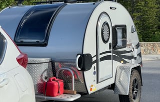 Luxury Teardrop with A/C, King Bed & Outdoor Kitchen!