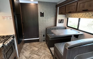 2022 Forest River RV Sunseeker LE 2850SLE Ford