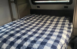 2021 Keystone RV Hideout (Delivery Available)