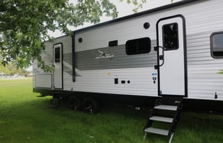 2025 BRAND NEW! Jayco Jay Flight SLX 321BDS