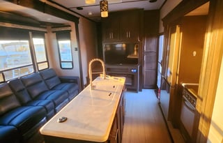 2018 Forest River RV XLR Thunderbolt 422AMP
