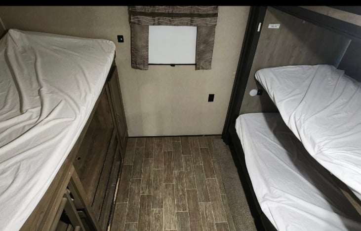 3 beds bunk room,+sofa that  converts to twin bed. 
Plenty storage space.