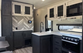 2022 KZ Sportsmen 292BHK